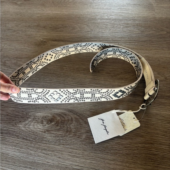 NEW Free People Off The Record Stud Belt - Picture 7 of 10